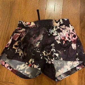 Old Navy Girls Athletic Shorts Size S (6/7)